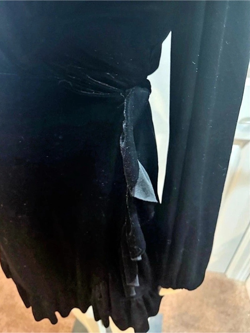 MISA Los Angeles Black Velvet-Look Mini Dress Size Large - Picture 6 of 10